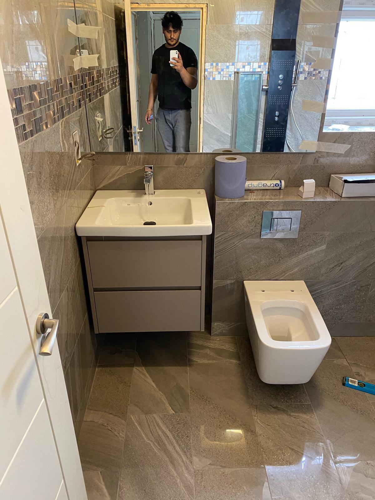 Modern bathroom suite